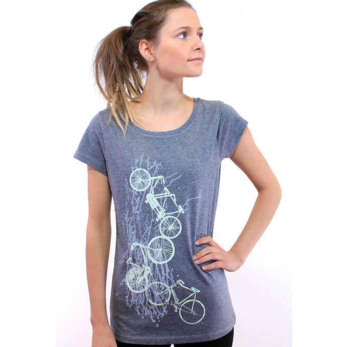 Damen-T-Shirt „Fahrräder“ – Feminines Bio T-Shirt mit Siebdruck